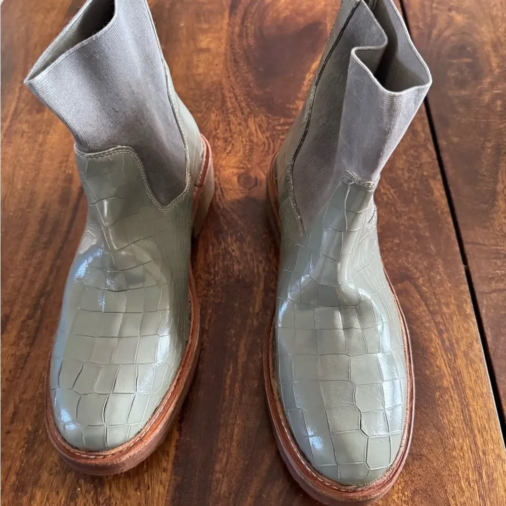 Free People Arlo Santa Fe Chelsea Boots NWOB